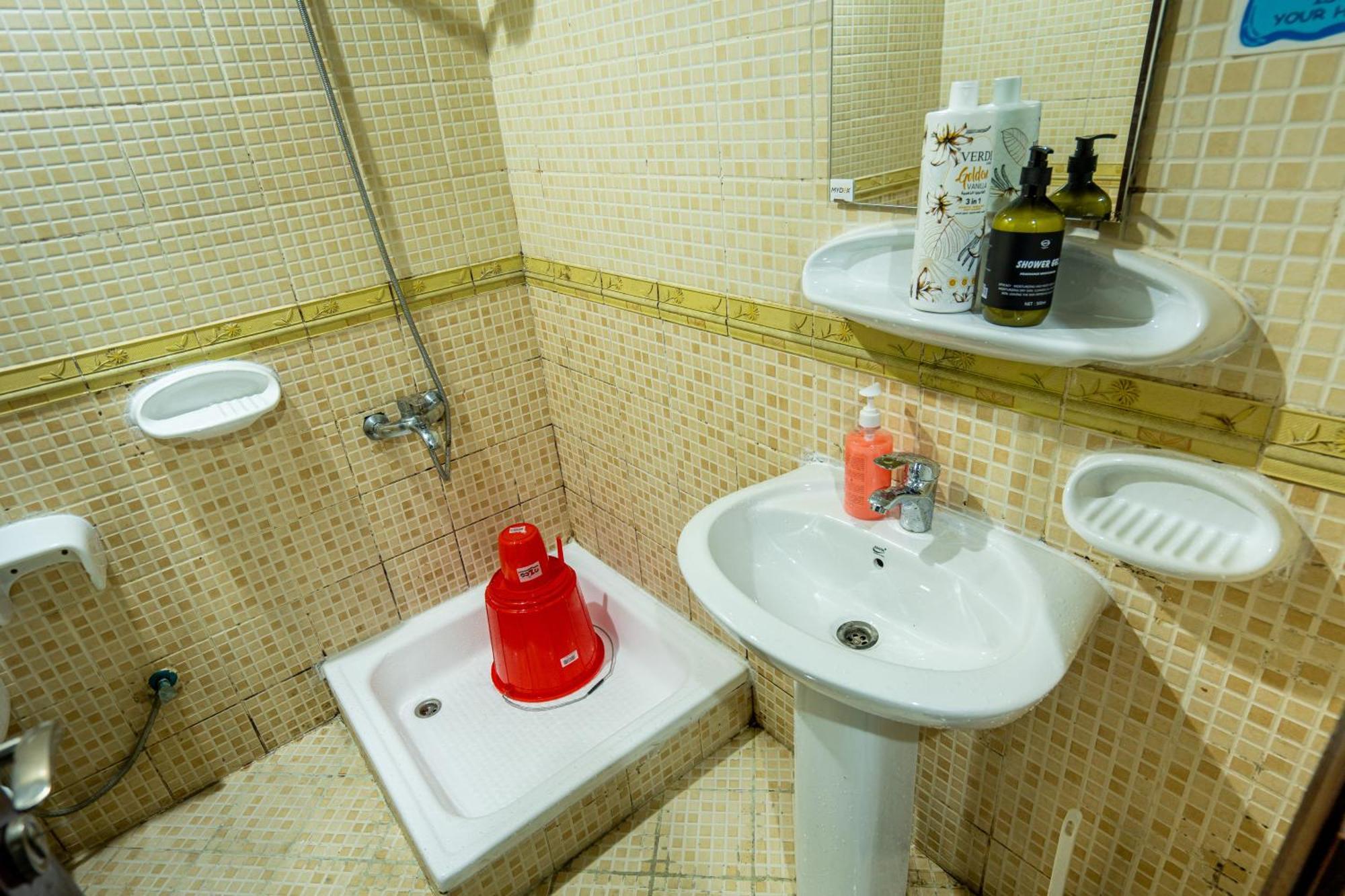 Nest For Solo Or Couple Hostel